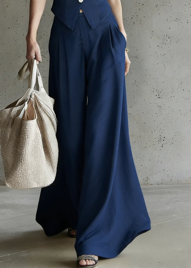 Beautifully Finished Pants in a Timeless Design