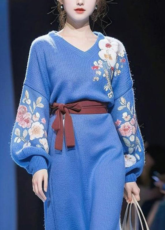 Classic Vintage Sweater with a Flattering Fit