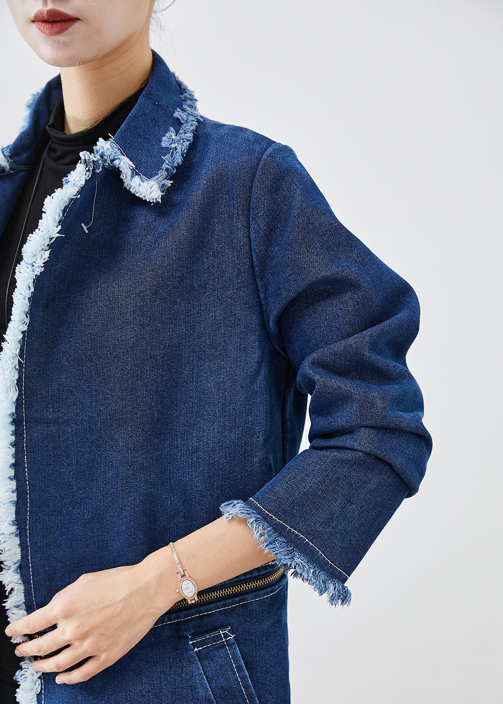 Effortlessly Elegant Coat with a Timeless Design
