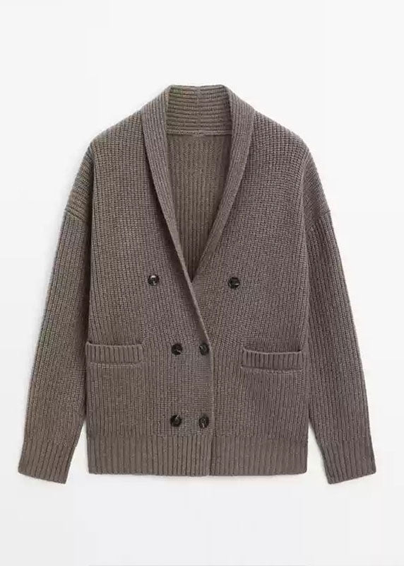 Beautifully Finished Cardigan in a Timeless Design