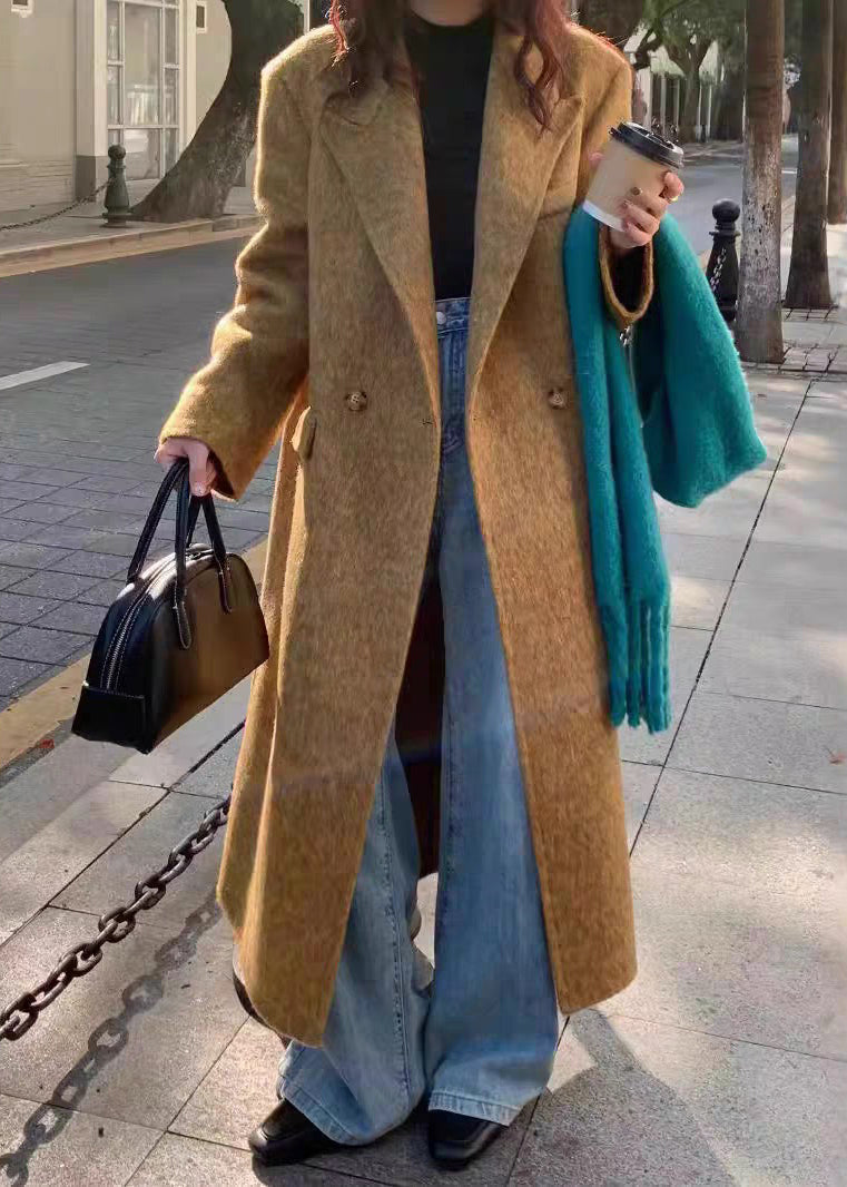 Elegantly Styled Coat for Everyday Wear