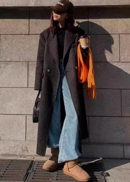 Elegantly Styled Coat for Everyday Wear