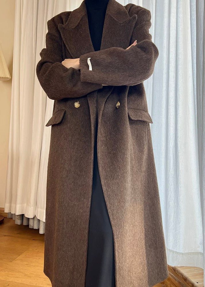 Elegantly Styled Coat for Everyday Wear