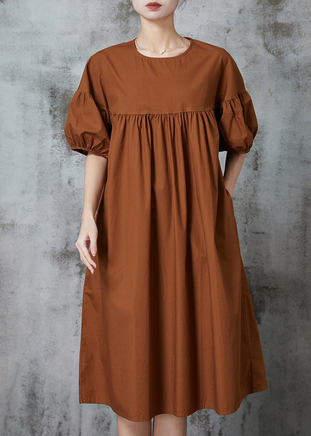 Beautifully Crafted Dress in a Classic Style