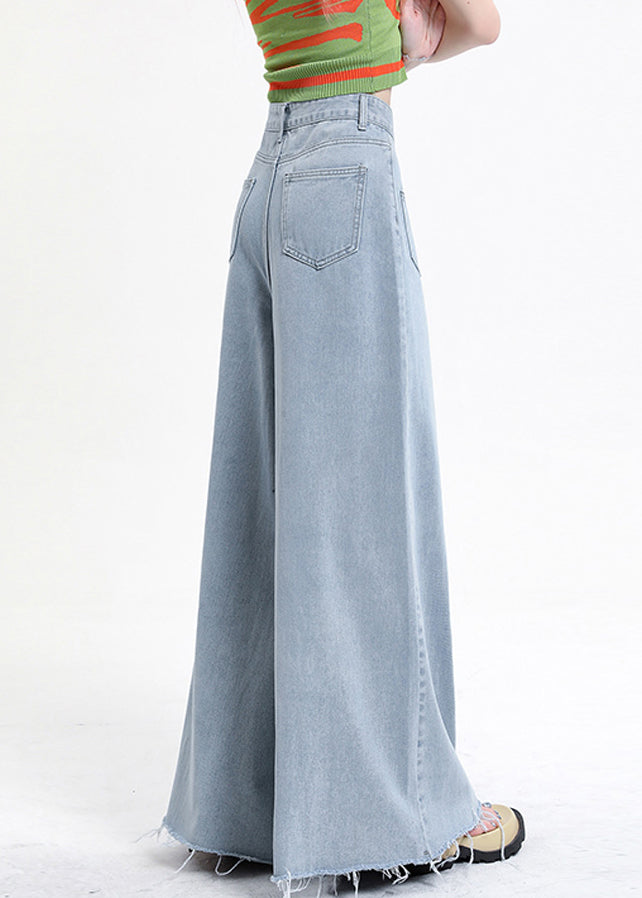 Sophisticated Pants with a Clean Classic Look