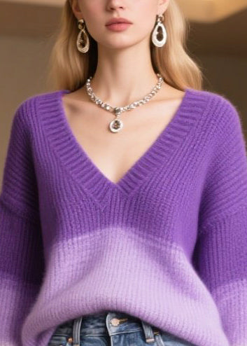 Effortlessly Elegant Sweater with a Timeless Design