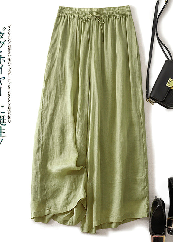 Effortlessly Elegant Pants with a Timeless Design