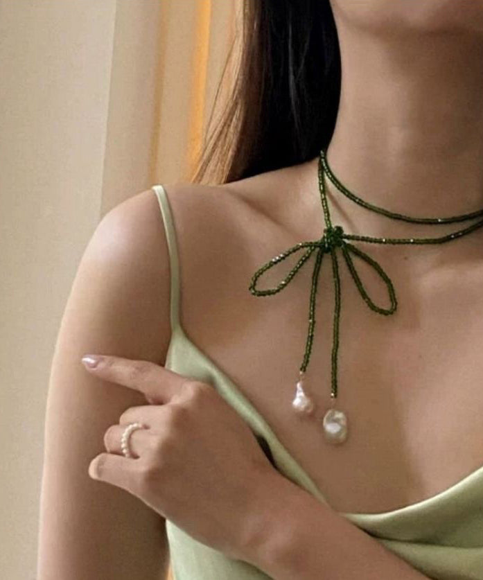 Beautiful Pearl Necklace with Unique Style