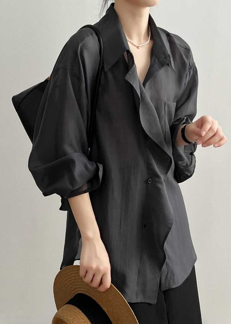 Classic Vintage Shirt with a Flattering Fit