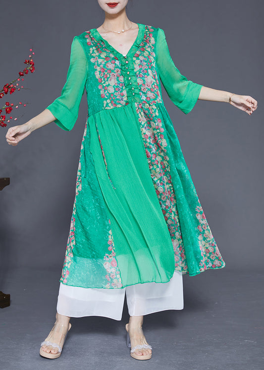 Beautifully Crafted Dress in a Classic Style