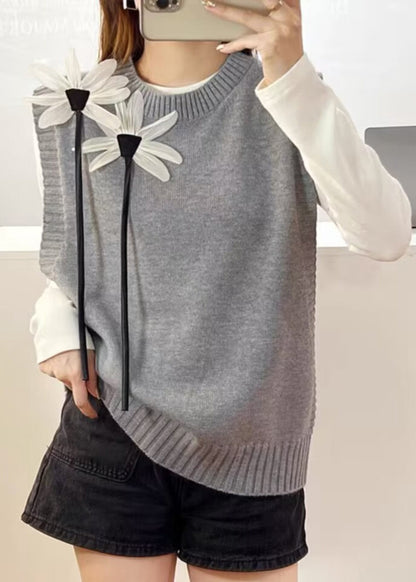 Sophisticated Garment with a Clean Classic Look