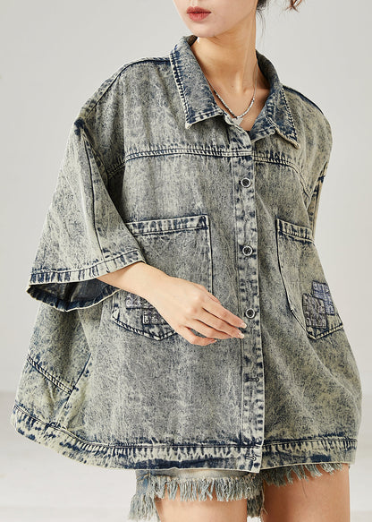 Effortlessly Elegant Jacket with a Timeless Design