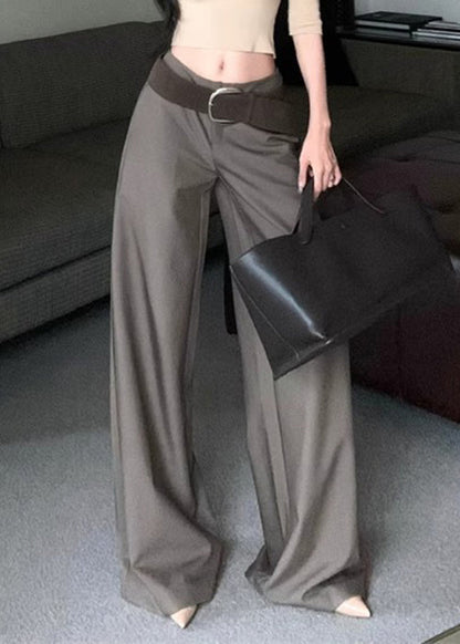 Well Tailored Pants with a Graceful Silhouette