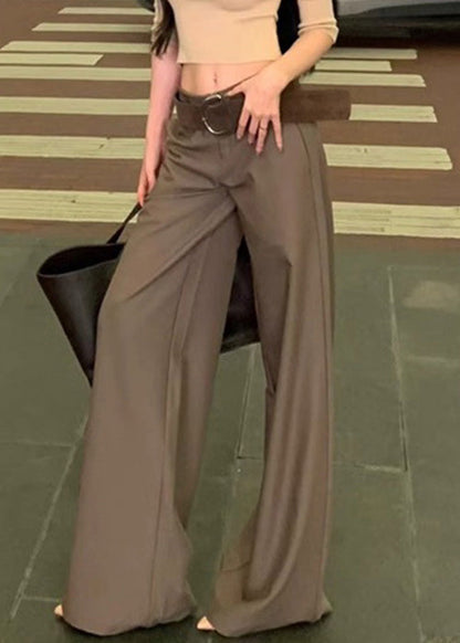 Well Tailored Pants with a Graceful Silhouette