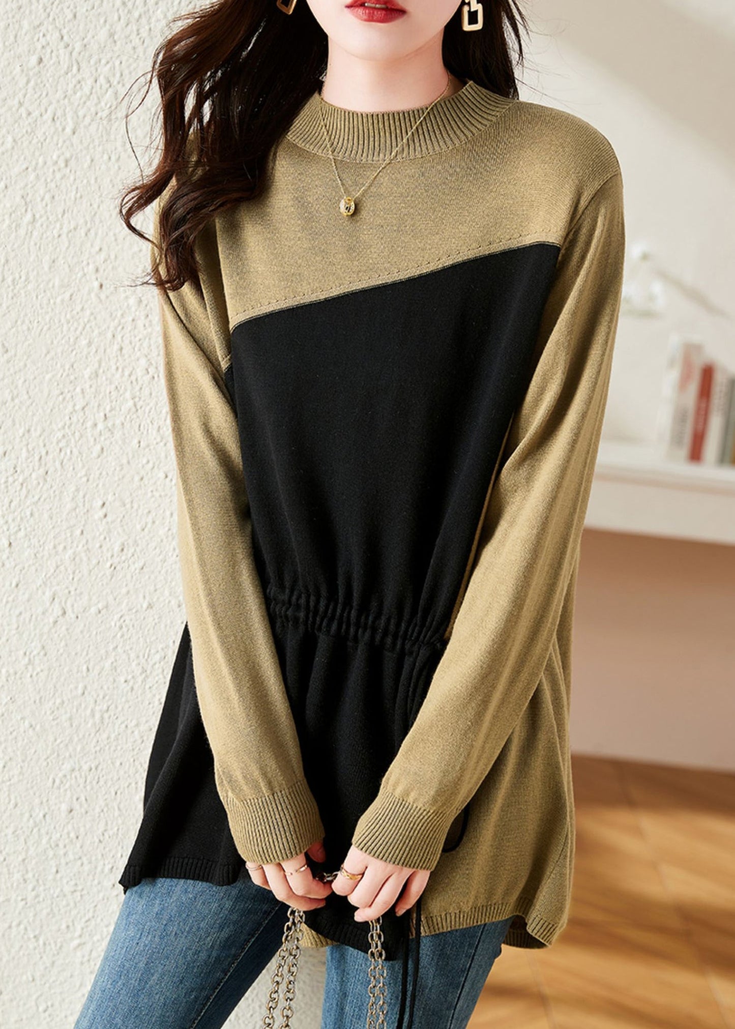 Classic Vintage Sweater with a Flattering Fit