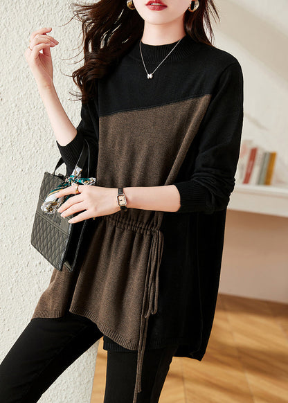 Classic Vintage Sweater with a Flattering Fit