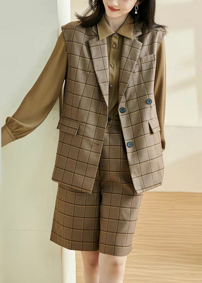 Sophisticated Coat with a Clean Classic Look