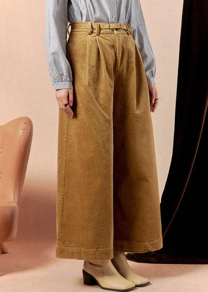 Well Tailored Pants with a Graceful Silhouette