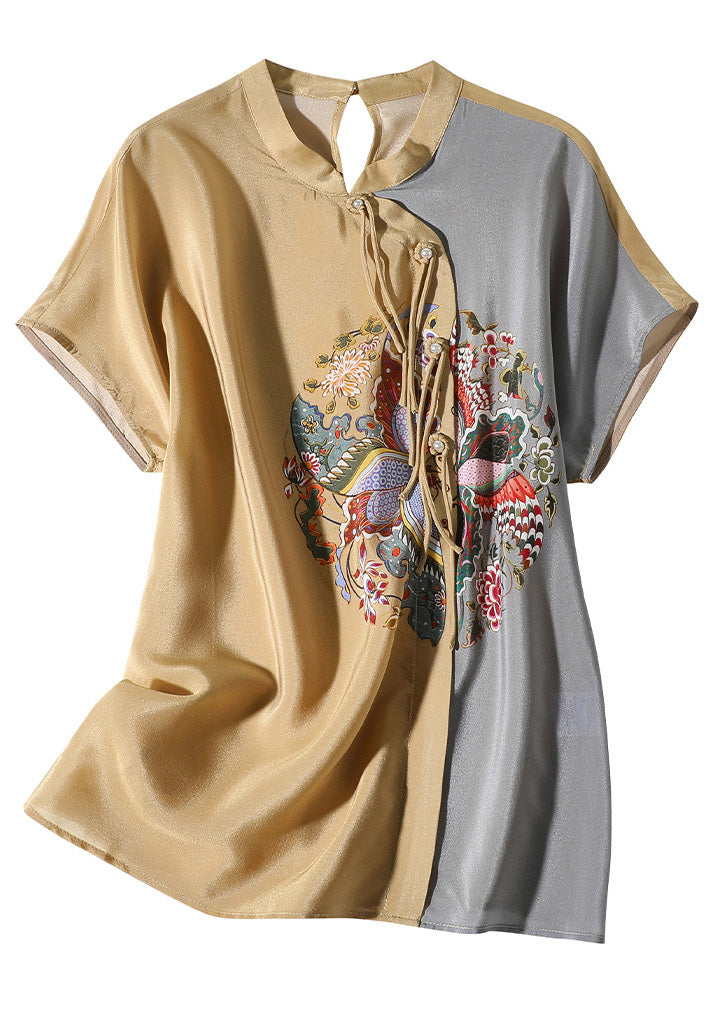 Effortlessly Elegant Top with a Timeless Design