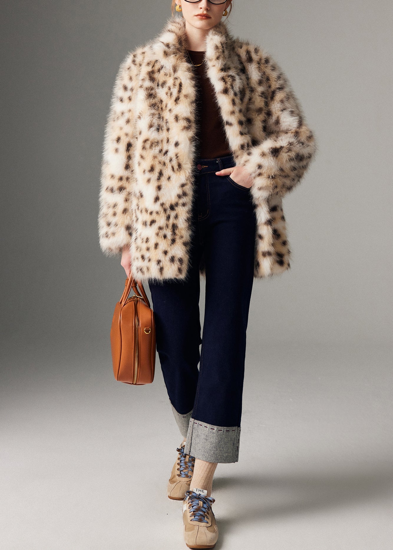 Beautifully Finished Coat in a Timeless Design