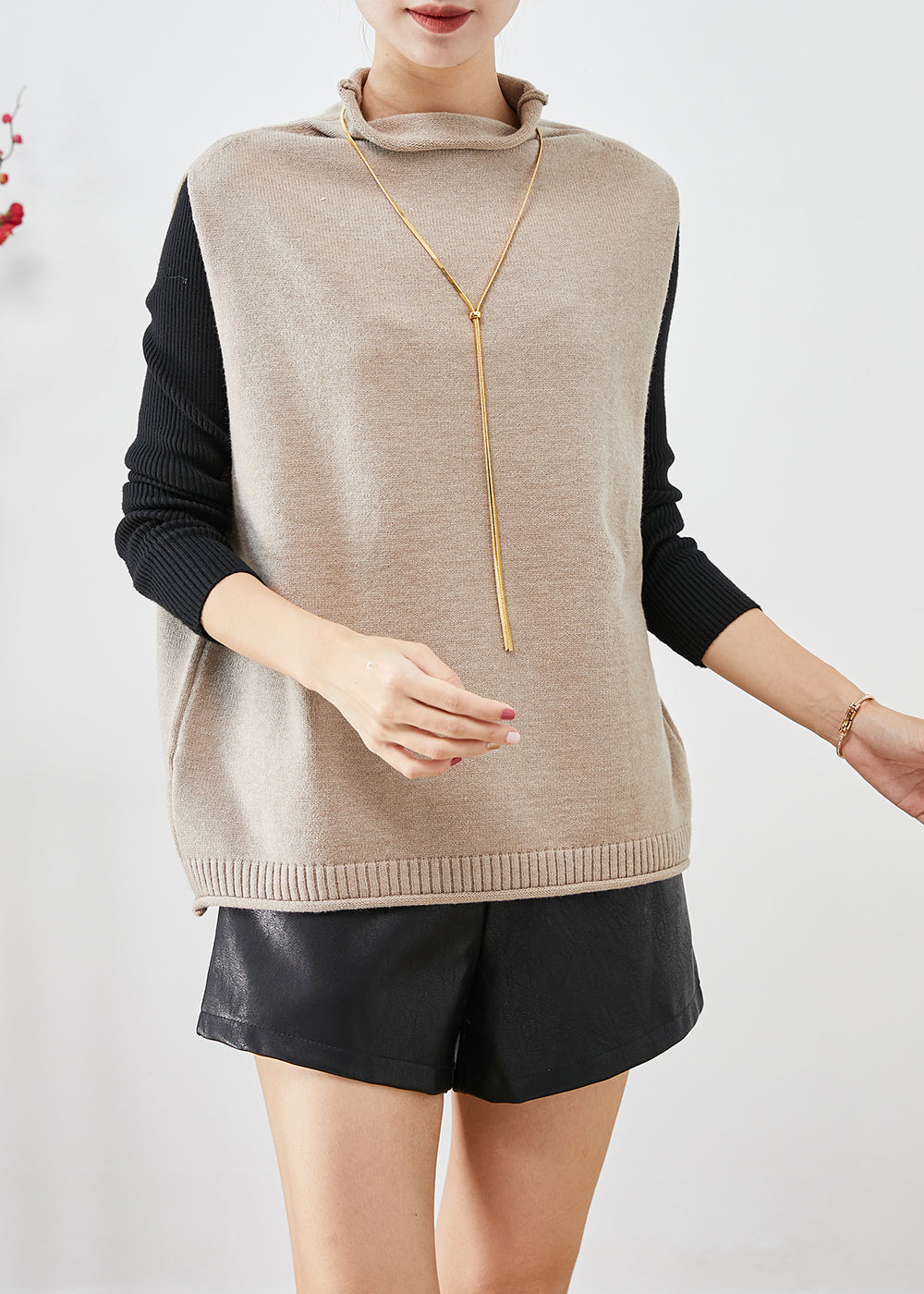 Beautifully Finished Top in a Timeless Design