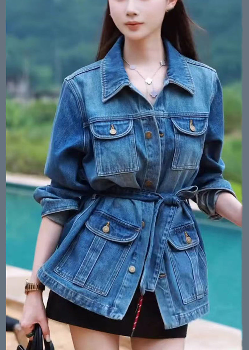 Beautifully Crafted Jacket in a Classic Style