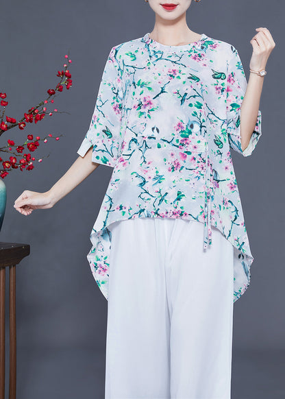 Effortlessly Elegant Top with a Timeless Design