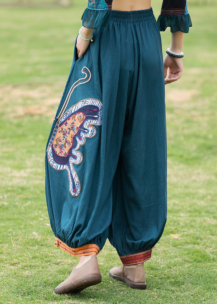 Classic Vintage Pants with a Flattering Fit