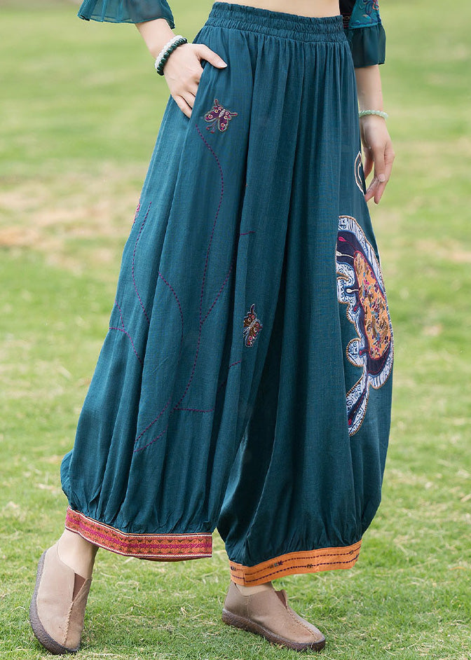 Classic Vintage Pants with a Flattering Fit