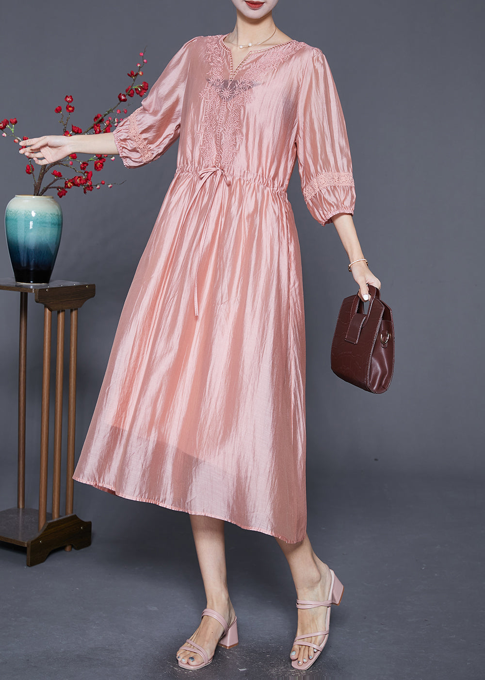 Beautifully Crafted Dress in a Classic Style