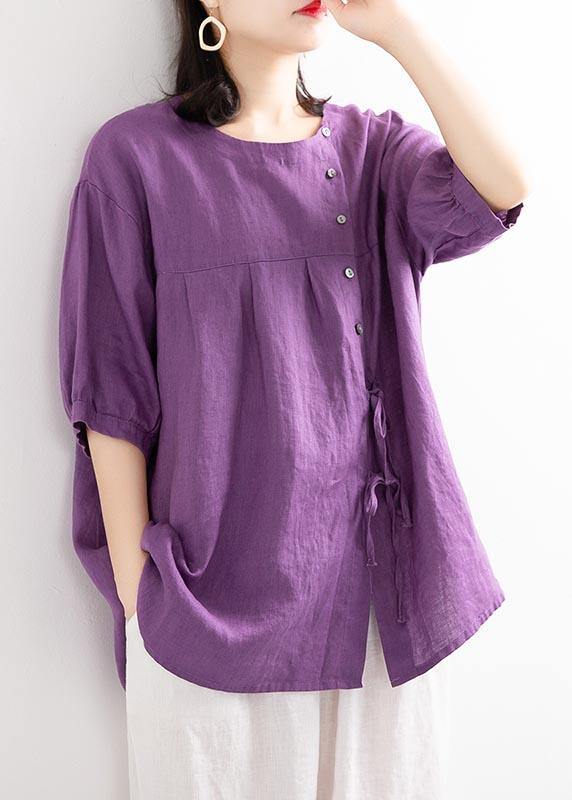 Sophisticated Blouse with a Clean Classic Look