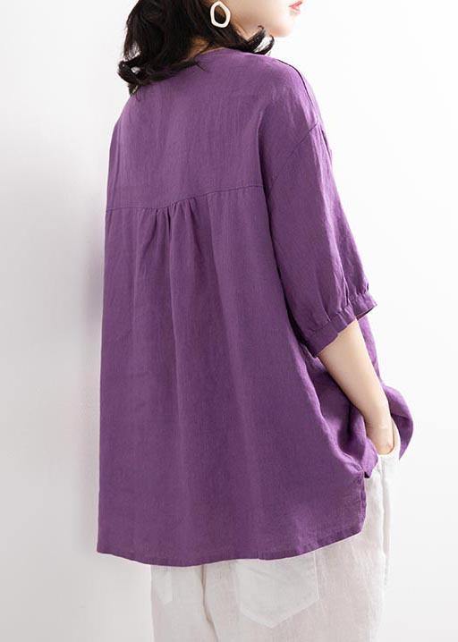 Sophisticated Blouse with a Clean Classic Look