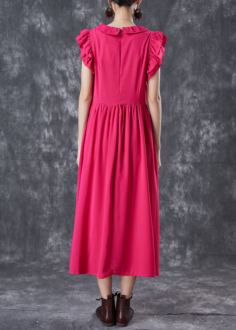 Gracefully Styled Dress for Any Occasion