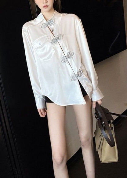 Beautifully Finished Blouse in a Timeless Design