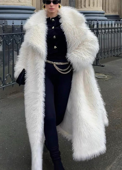 Classic Vintage & Enduringly Stylish Coat