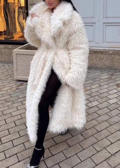 Classic Vintage & Enduringly Stylish Coat