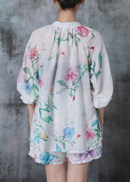 Effortlessly Elegant Garment with a Timeless Design