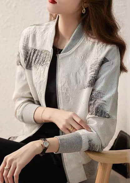 Elegantly Styled Jacket for Everyday Wear