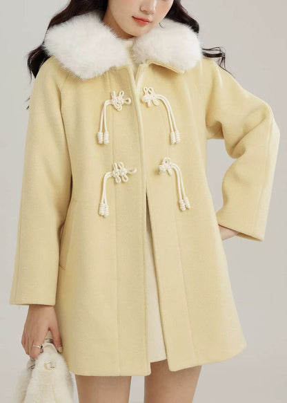 Elegantly Styled Coat for Everyday Wear