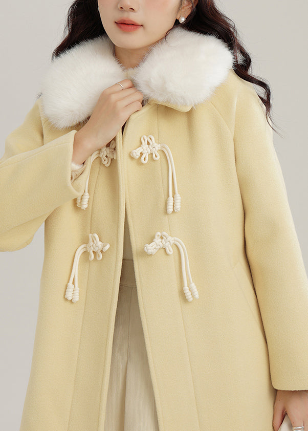 Elegantly Styled Coat for Everyday Wear