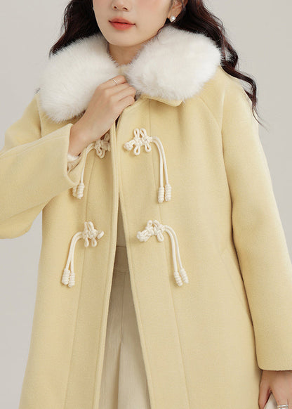 Elegantly Styled Coat for Everyday Wear
