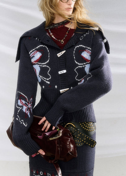 Gracefully Styled Cardigan for Any Occasion