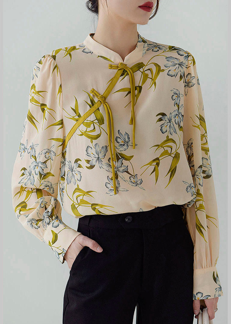 A Vintage Style Shirt with Delicate Timeless Details
