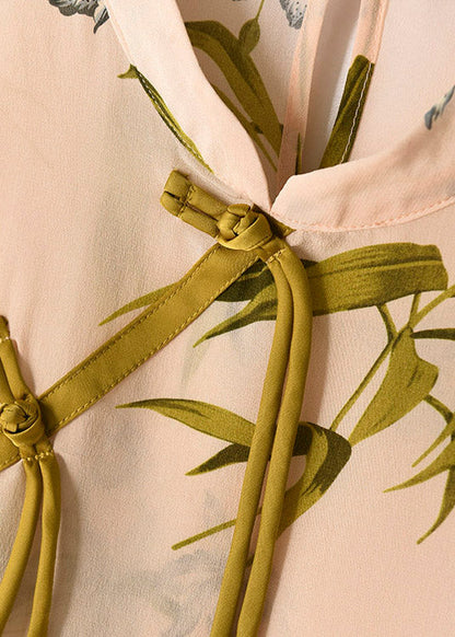 A Vintage Style Shirt with Delicate Timeless Details