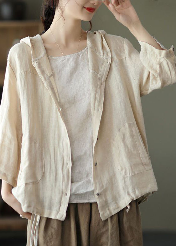 Effortlessly Elegant Coat with a Timeless Design