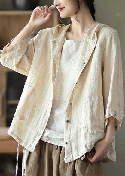 Effortlessly Elegant Coat with a Timeless Design