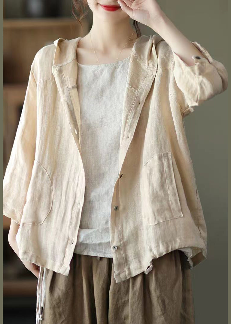 Effortlessly Elegant Coat with a Timeless Design