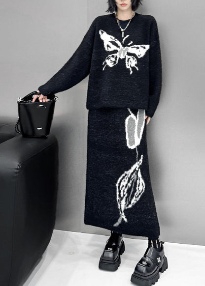 Well Tailored Sweater with a Graceful Silhouette