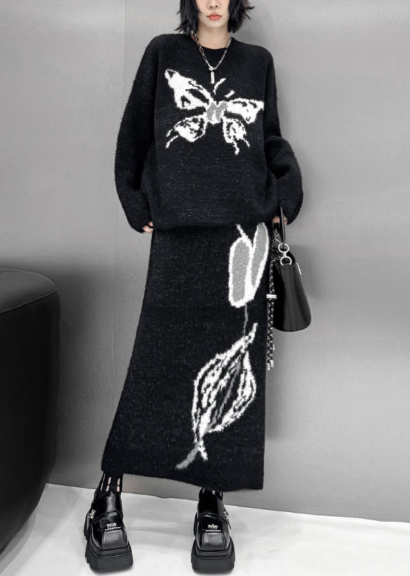 Well Tailored Sweater with a Graceful Silhouette