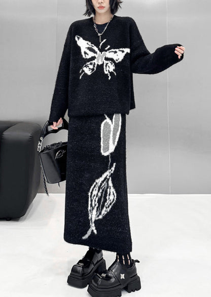 Well Tailored Sweater with a Graceful Silhouette